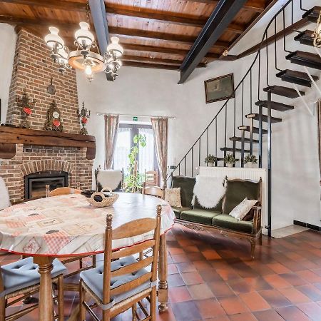 Stunning Holiday Home In Oombergen With Terrace And Garden Zottegem Eksteriør billede