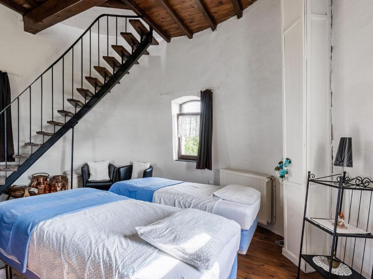 Stunning Holiday Home In Oombergen With Terrace And Garden Zottegem Eksteriør billede